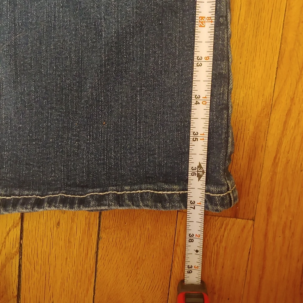 B2G1 FREE! Flare Reign Sandblasted Short Jeans - Picture 6 of 10